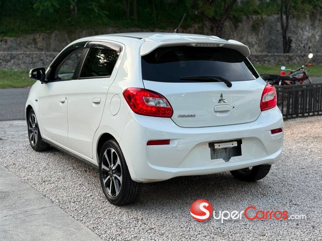 2020 Mitsubishi Motors Mirage — foto 7 / 10