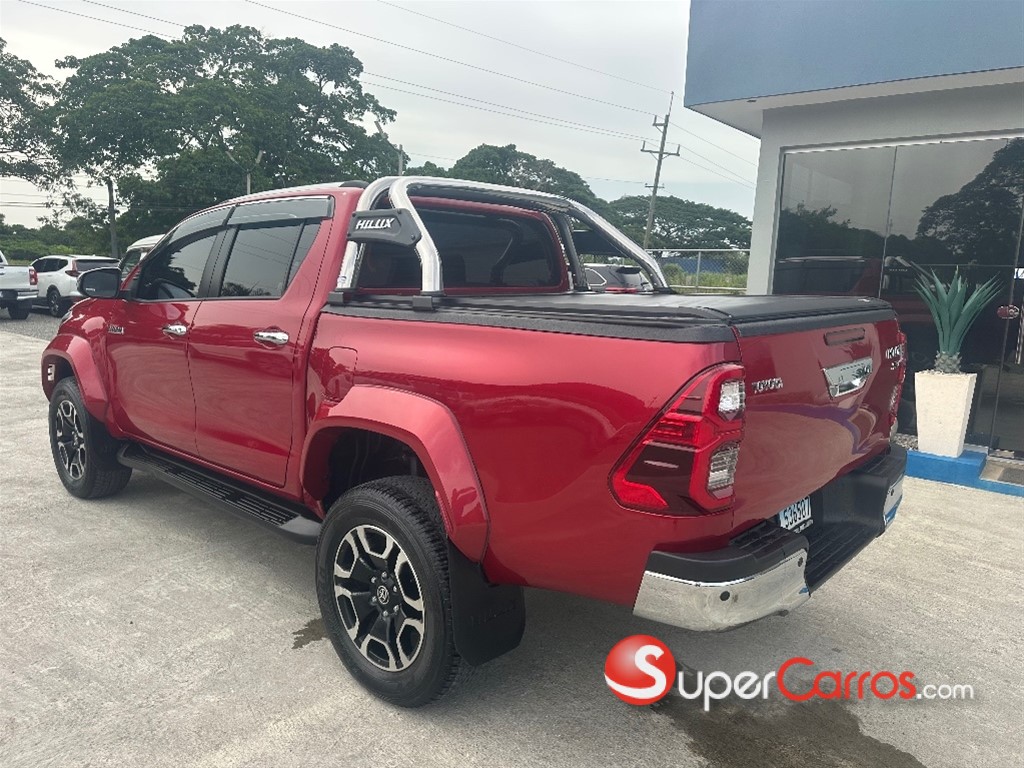 2025 Toyota Hilux SRX — foto 4 / 11