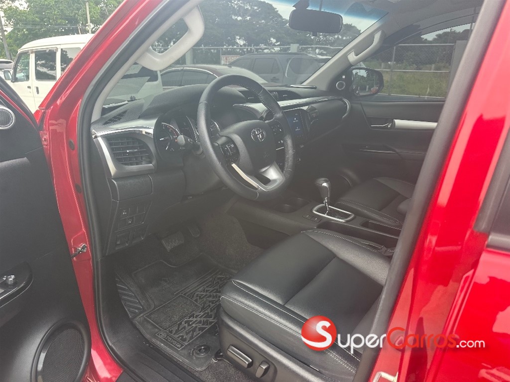 2025 Toyota Hilux SRX — foto 7 / 11