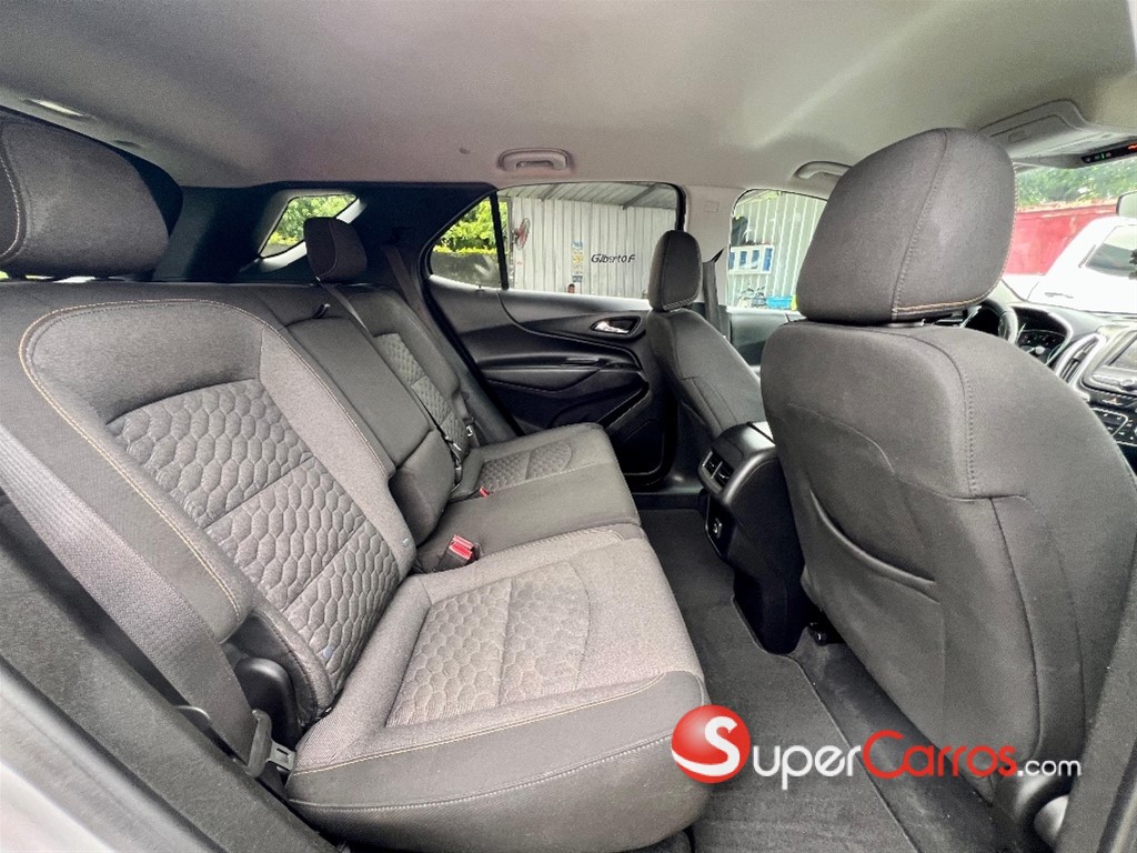 2020 Chevrolet Equinox LT — foto 10 / 12