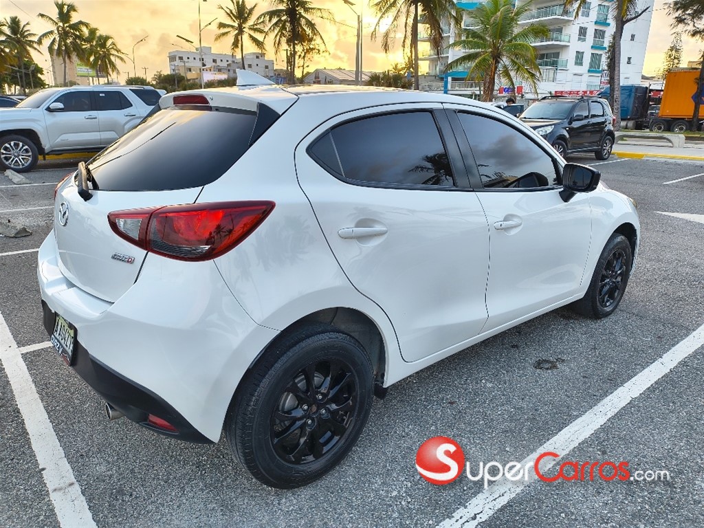 2018 Mazda Demio — foto 3 / 12