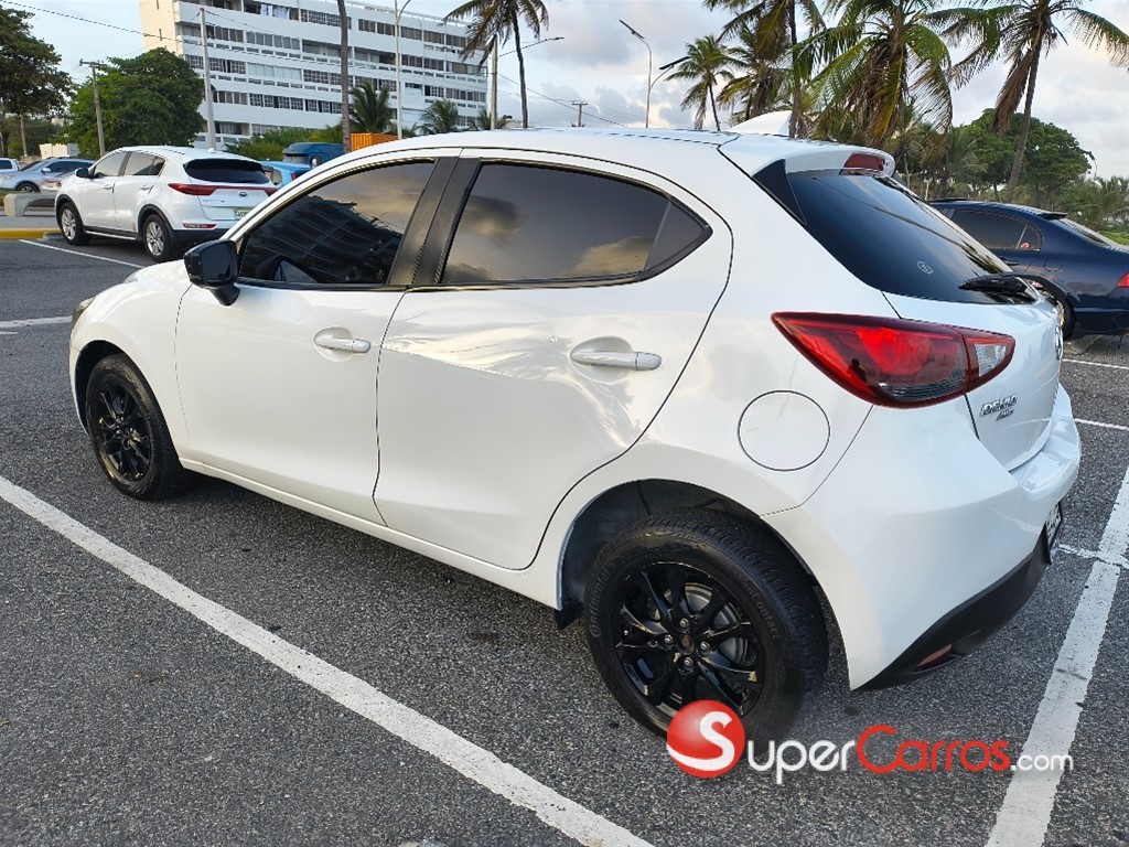 2018 Mazda Demio — foto 4 / 12