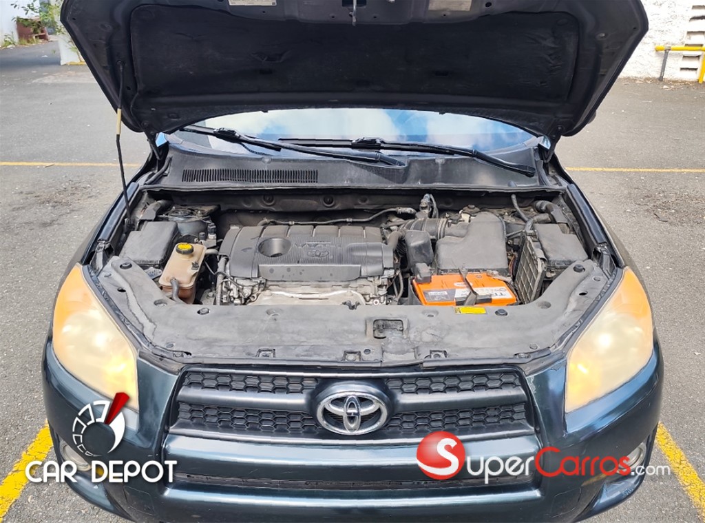 2012 Toyota RAV4 LE — foto 12 / 12