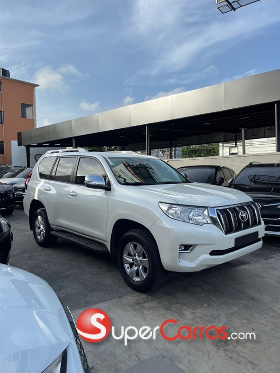 2020 Toyota Land Cruiser Prado TXL — foto 3 / 12