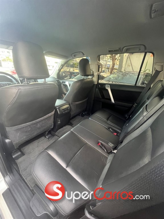 2020 Toyota Land Cruiser Prado TXL — foto 5 / 12