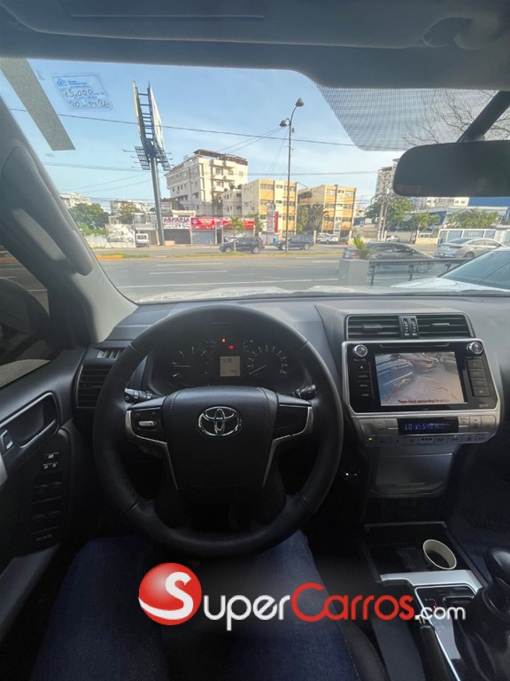 2020 Toyota Land Cruiser Prado TXL — foto 7 / 12