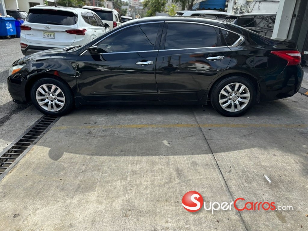 2016 Nissan Altima S — foto 3 / 8