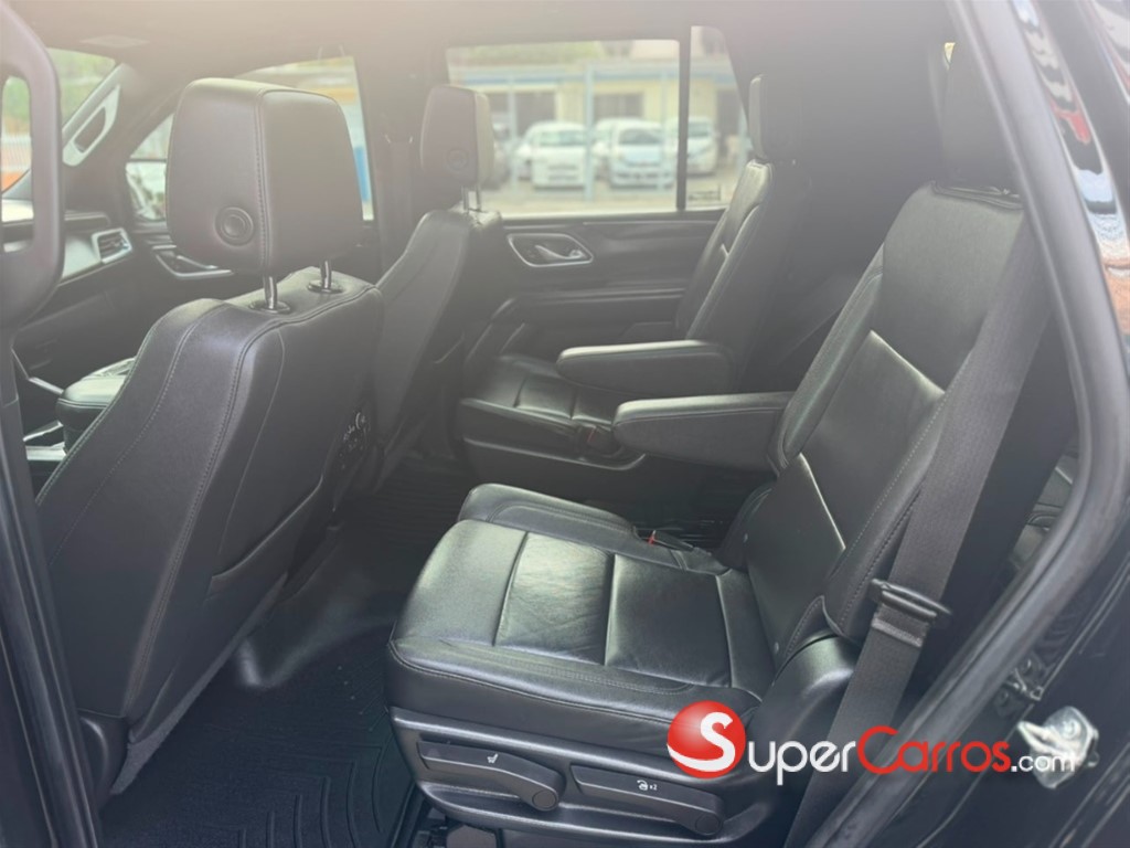 2022 Chevrolet Tahoe LT — foto 8 / 12