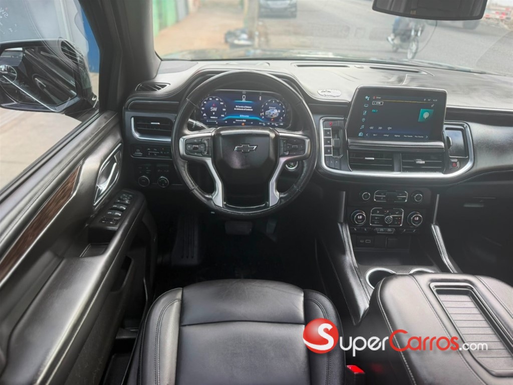 2022 Chevrolet Tahoe LT — foto 10 / 12