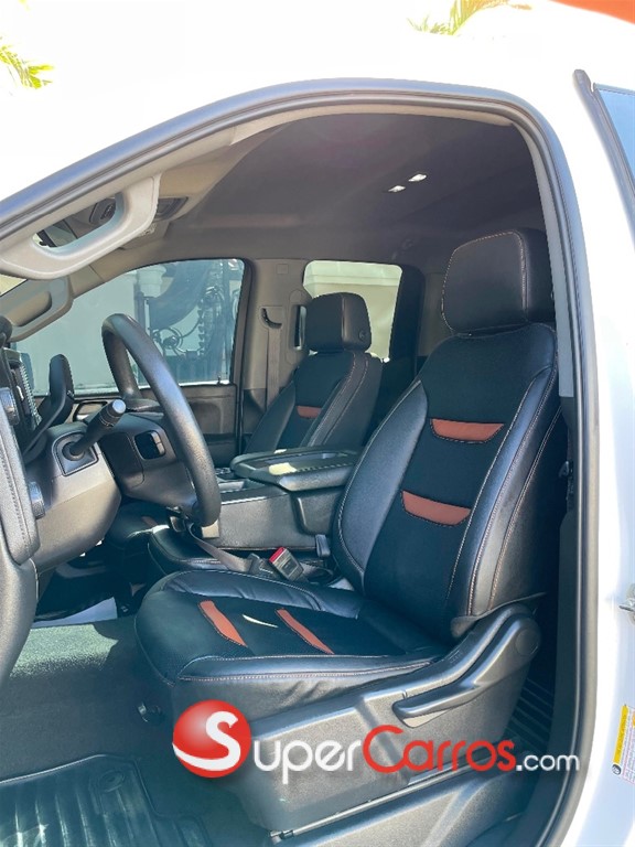 2020 Chevrolet Silverado 1500 LT — foto 7 / 12