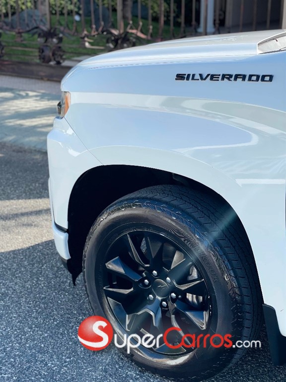 2020 Chevrolet Silverado 1500 LT — foto 11 / 12