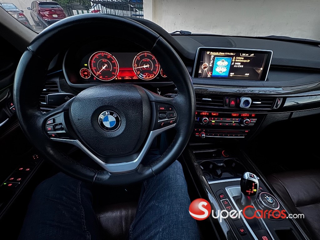 2016 BMW X 5 30D — foto 10 / 12