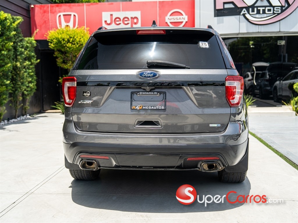 2016 Ford Explorer Sport — foto 11 / 12