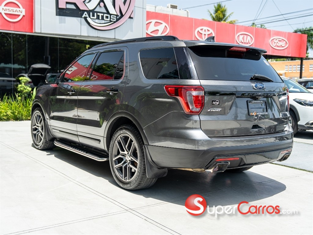2016 Ford Explorer Sport — foto 12 / 12