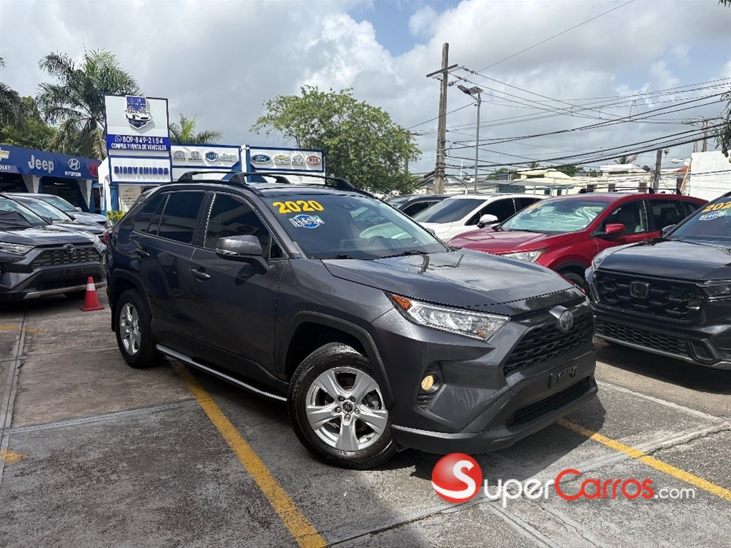 2020 Toyota RAV4 XLE