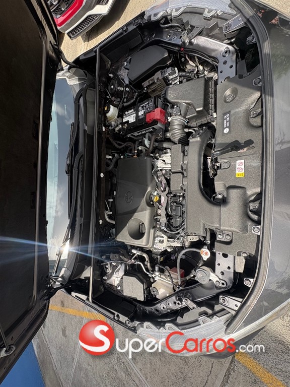 2020 Toyota RAV4 XLE — foto 10 / 10
