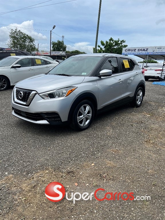 2020 Nissan Kicks