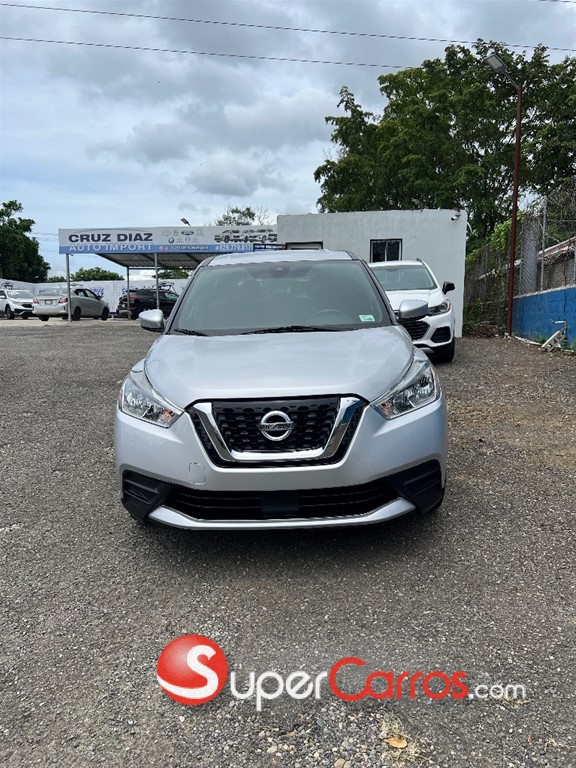 2020 Nissan Kicks — foto 2 / 10