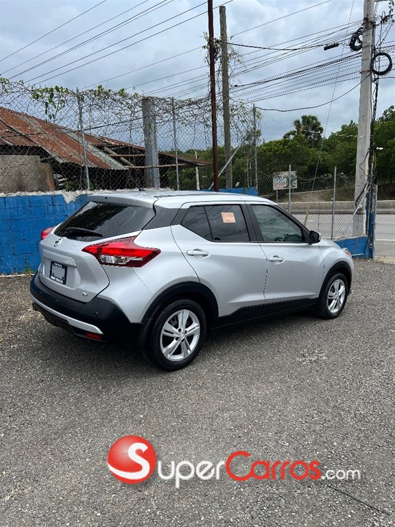 2020 Nissan Kicks — foto 6 / 10