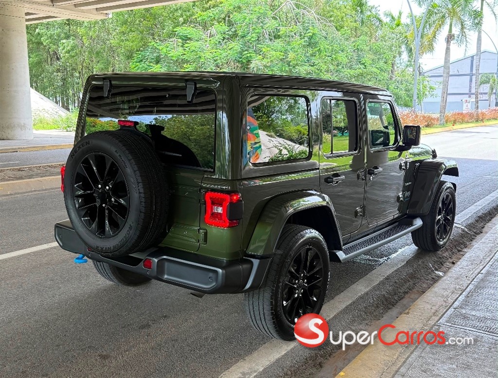 2024 Jeep Wrangler Sahara 4xe — foto 2 / 12