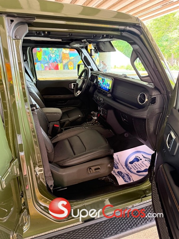 2024 Jeep Wrangler Sahara 4xe — foto 7 / 12