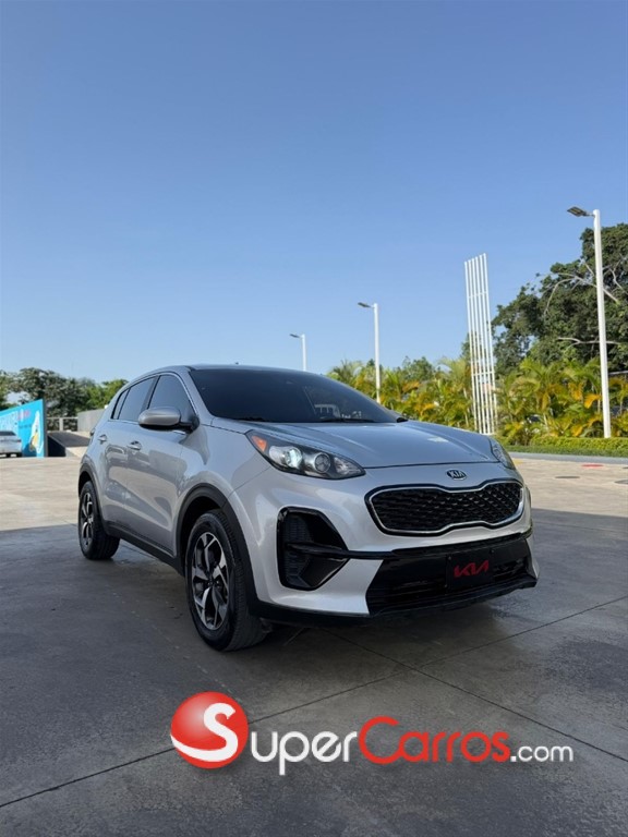 2021 Kia Sportage LX — foto 2 / 10