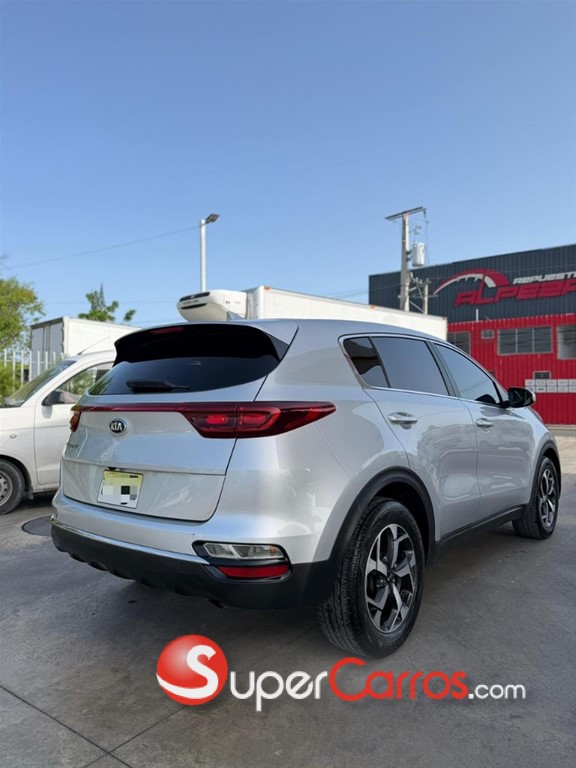 2021 Kia Sportage LX — foto 4 / 10