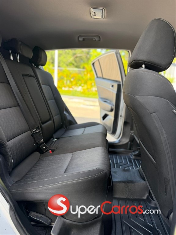 2021 Kia Sportage LX — foto 9 / 10