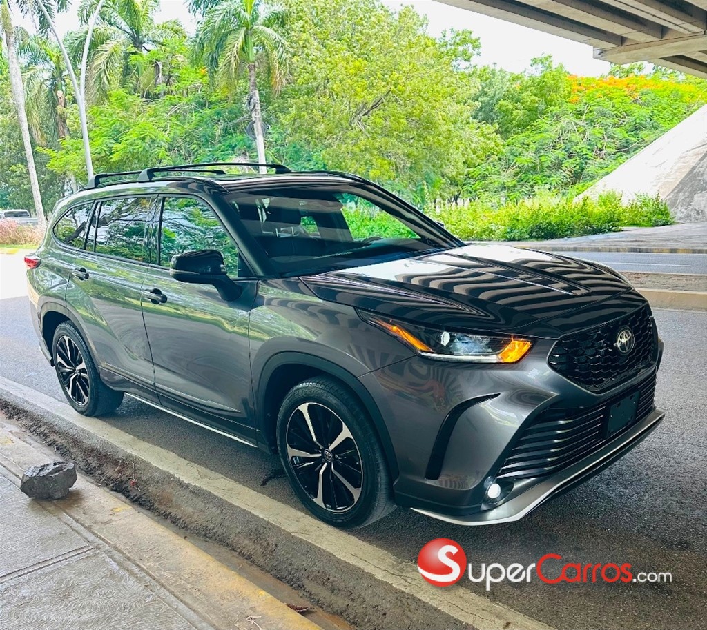 2021 Toyota Highlander XSE
