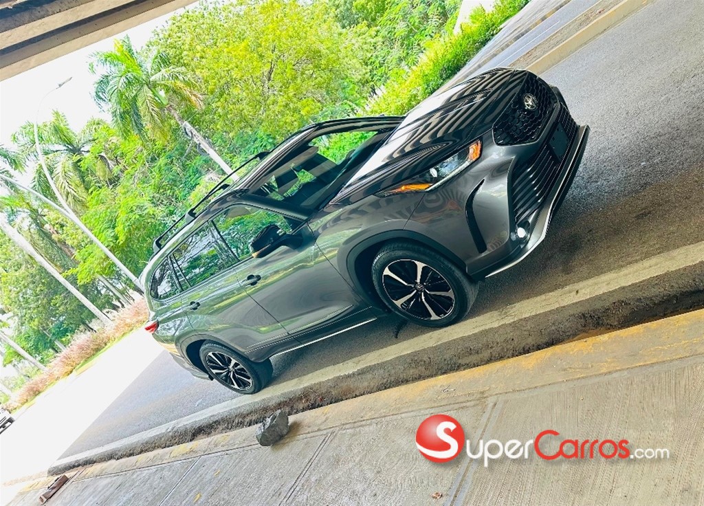 2021 Toyota Highlander XSE — foto 3 / 6