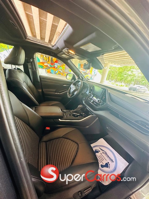 2021 Toyota Highlander XSE — foto 6 / 6