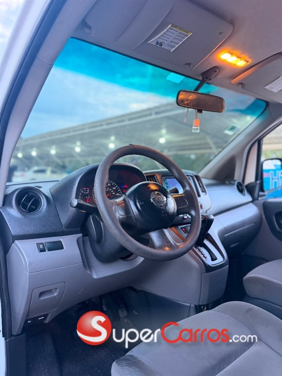 2017 Nissan NV 200 — foto 4 / 9