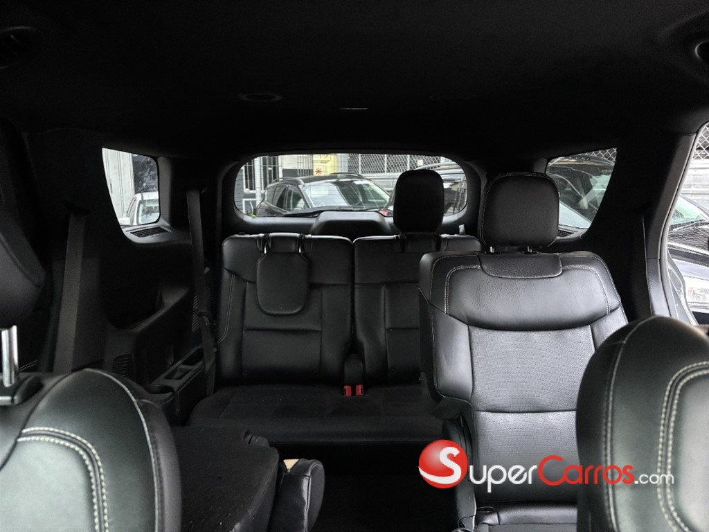 2020 Ford Explorer ST — foto 10 / 12