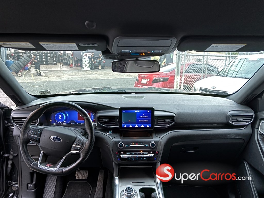2020 Ford Explorer ST — foto 11 / 12