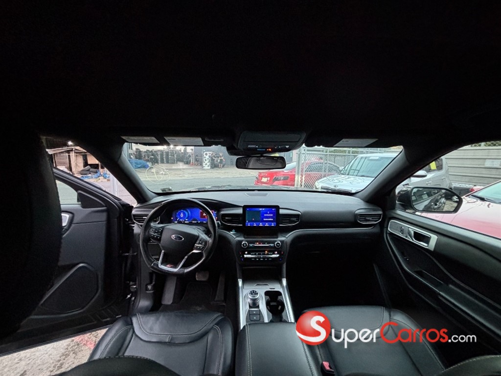 2020 Ford Explorer ST — foto 12 / 12