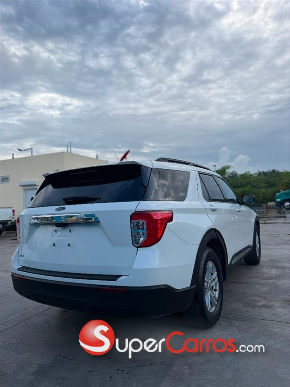 2022 Ford Explorer XLT — foto 3 / 11