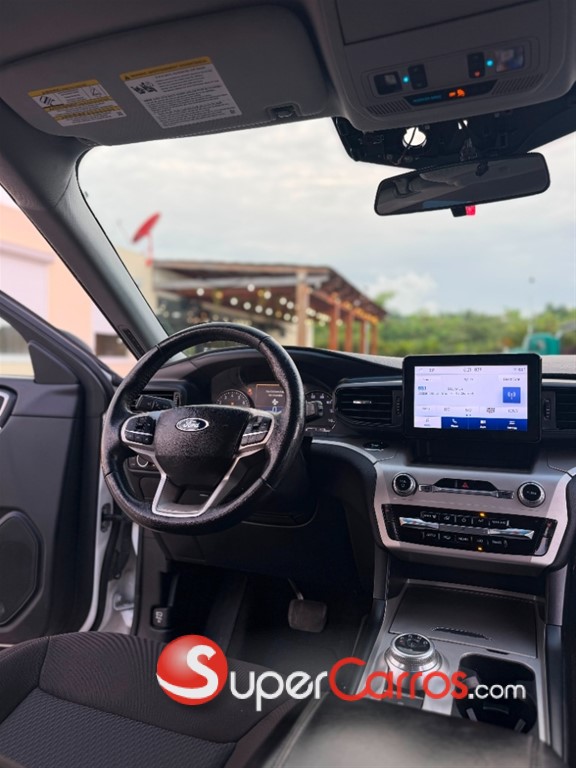 2022 Ford Explorer XLT — foto 7 / 11