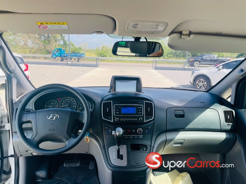 2020 Hyundai Grand Starex — foto 3 / 4