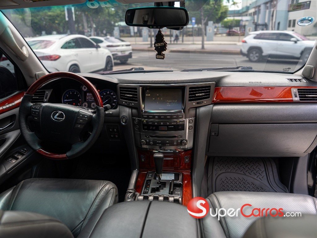 2009 Lexus LX 570 — foto 4 / 12