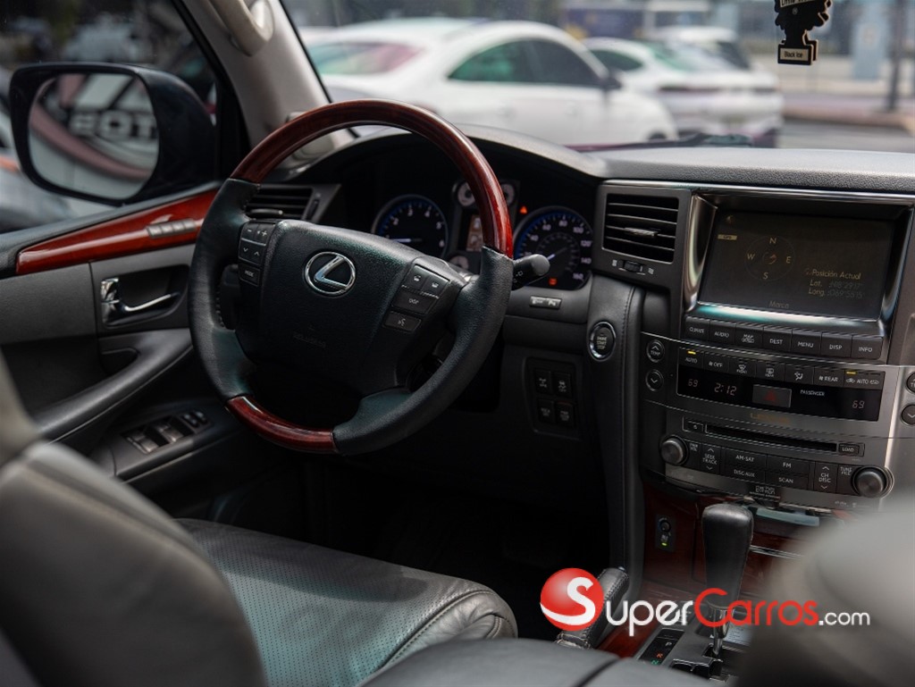 2009 Lexus LX 570 — foto 5 / 12