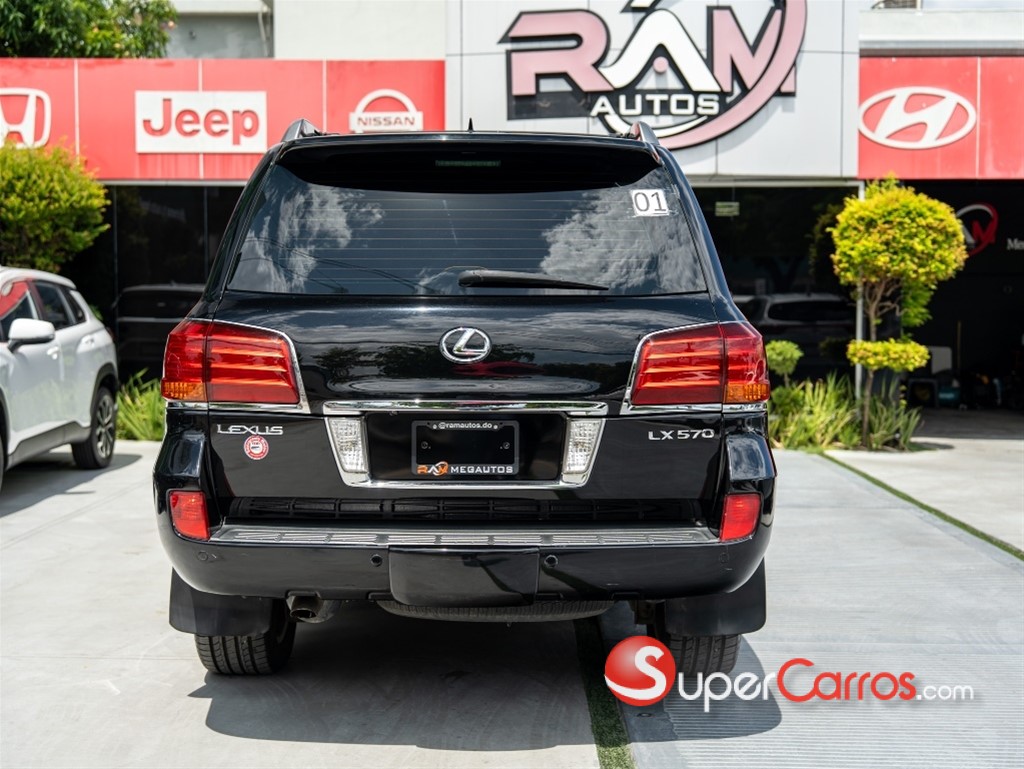 2009 Lexus LX 570 — foto 11 / 12