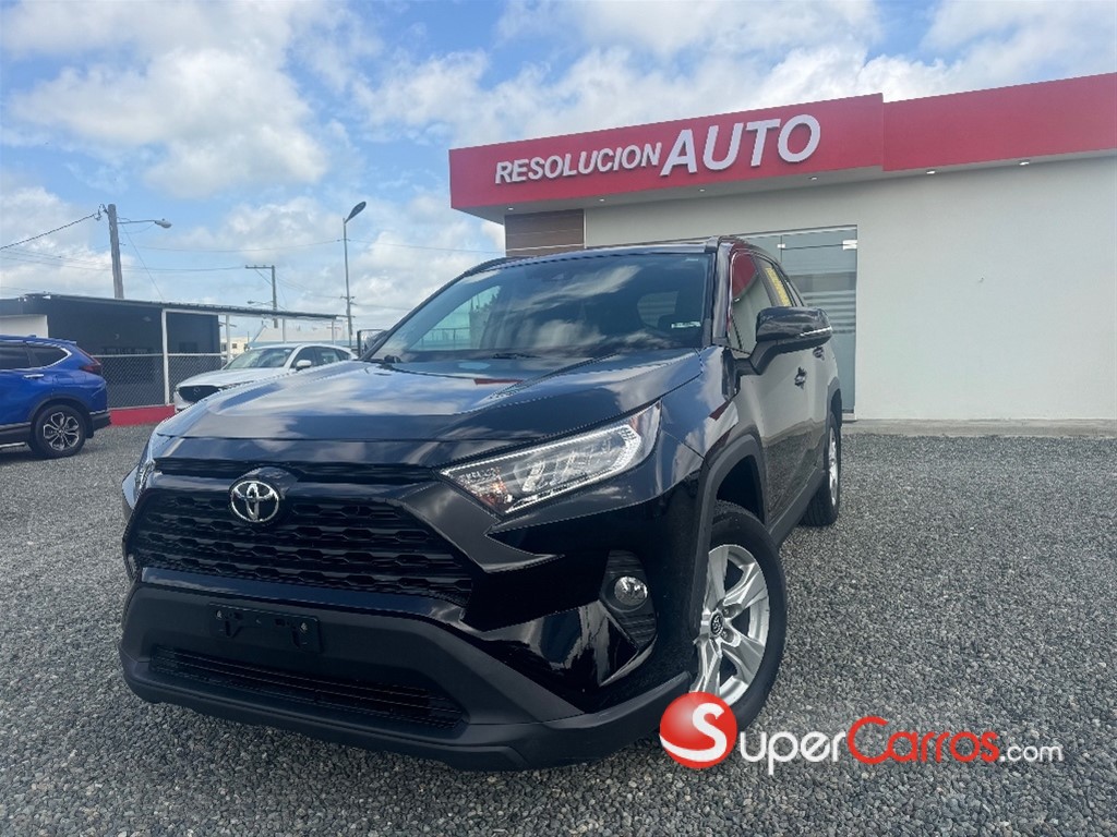 2020 Toyota RAV4 XLE — foto 4 / 6