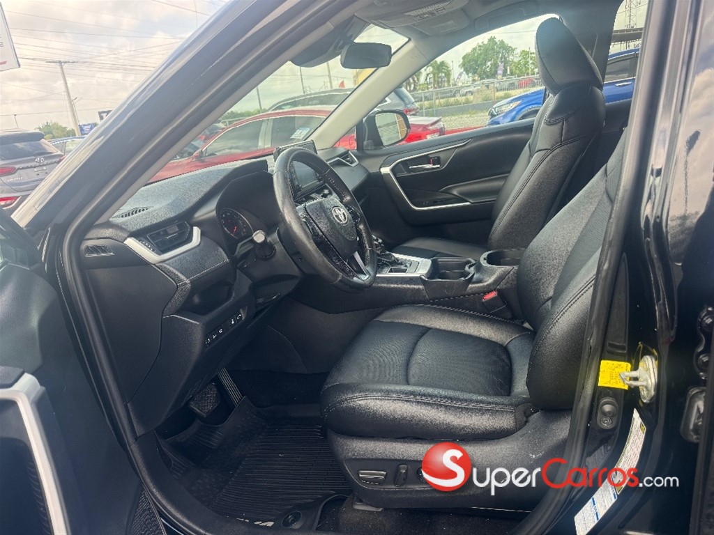2020 Toyota RAV4 XLE — foto 6 / 6
