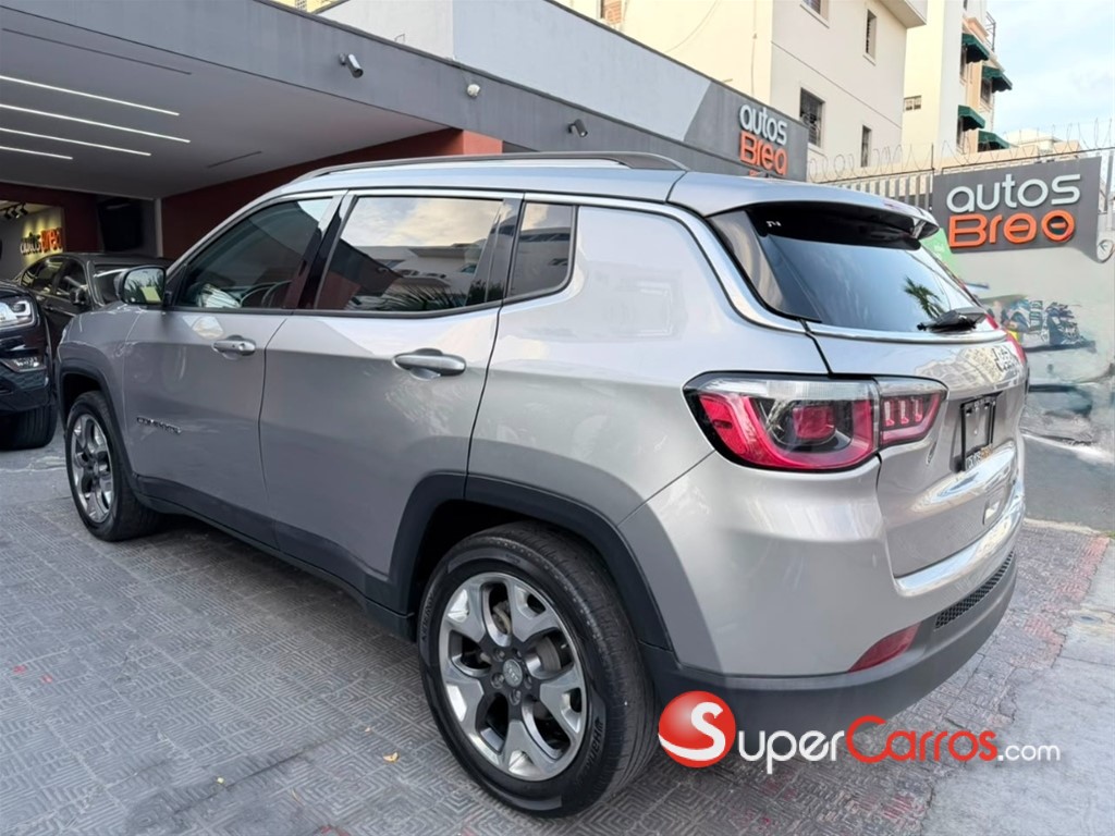 2020 Jeep Compass Limited — foto 9 / 11