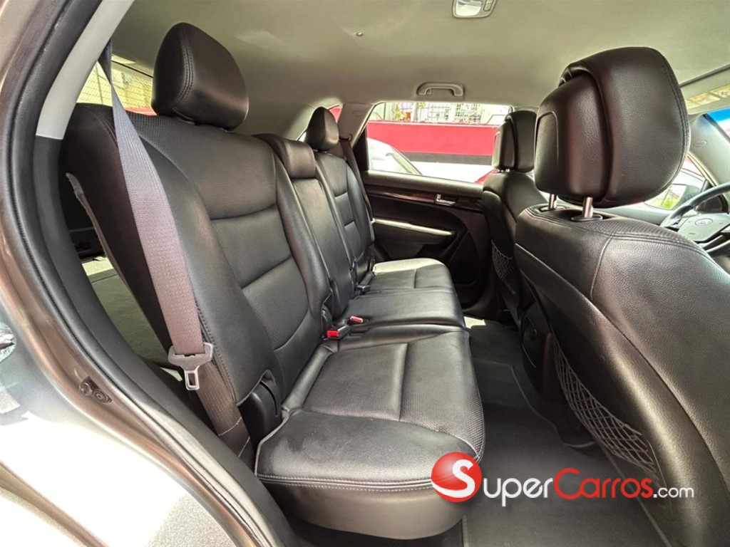 2012 Kia Sorento LX — foto 4 / 11