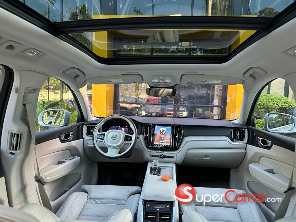 2022 Volvo XC60 — foto 11 / 12
