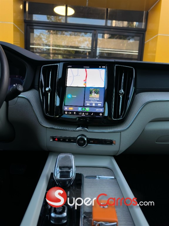 2022 Volvo XC60 — foto 12 / 12