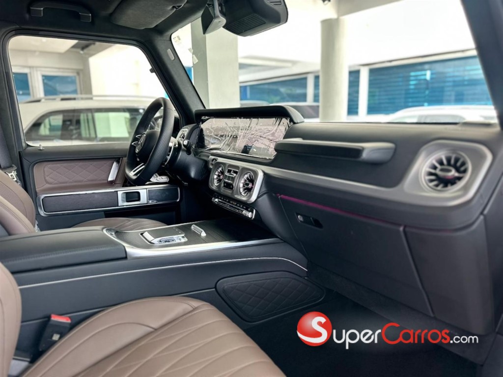 2026 Mercedes-Benz Clase G 63 AMG — foto 9 / 12