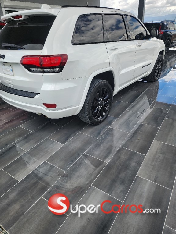 2020 Jeep Cherokee Altitude — foto 3 / 12
