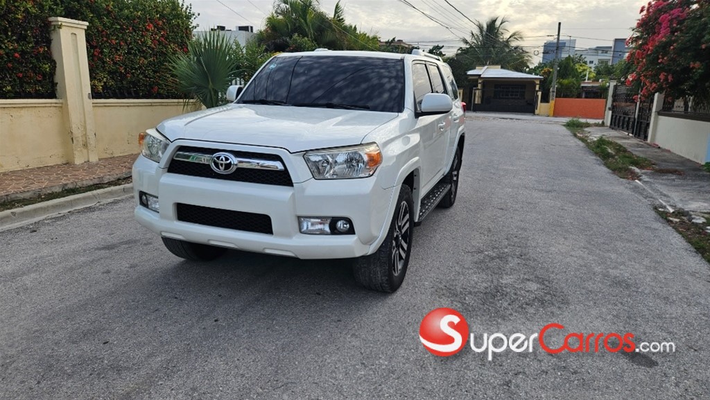 2013 Toyota 4 Runner — foto 2 / 12